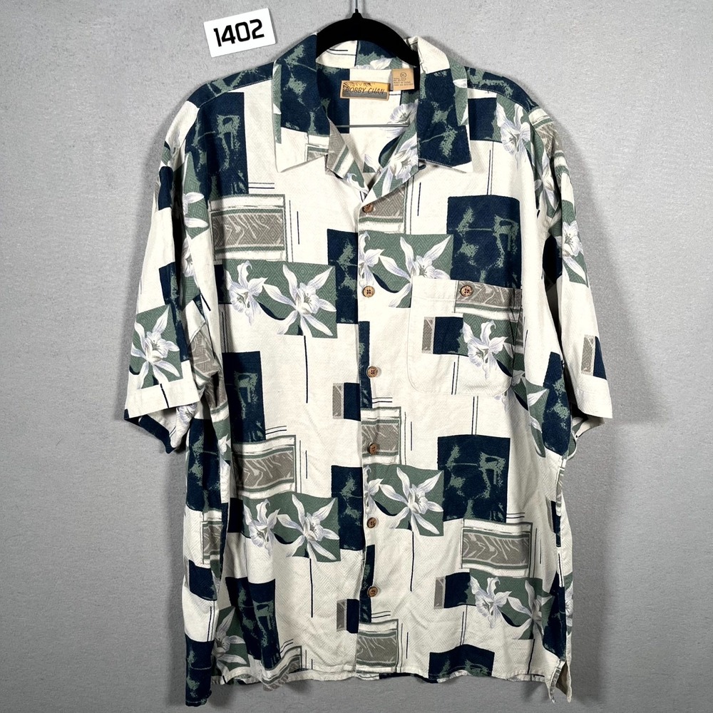 Bobby Chan Shirt Mens XL White Blue‎ Floral Silk Short Sleeve Casual Button Up